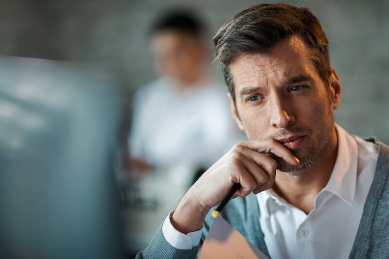 les causes de la peur de l’engagement